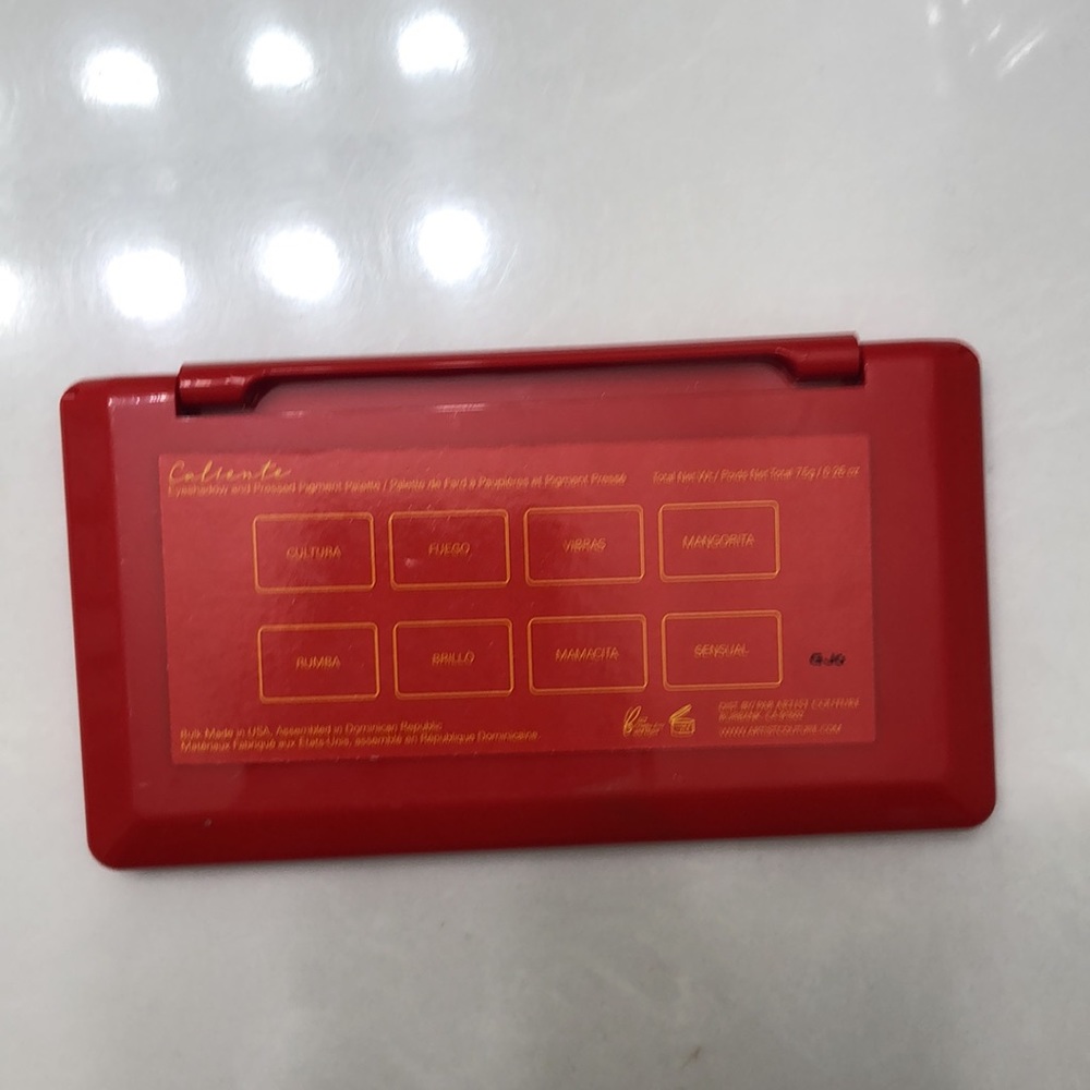 Red pallet - Picture 3 of 3